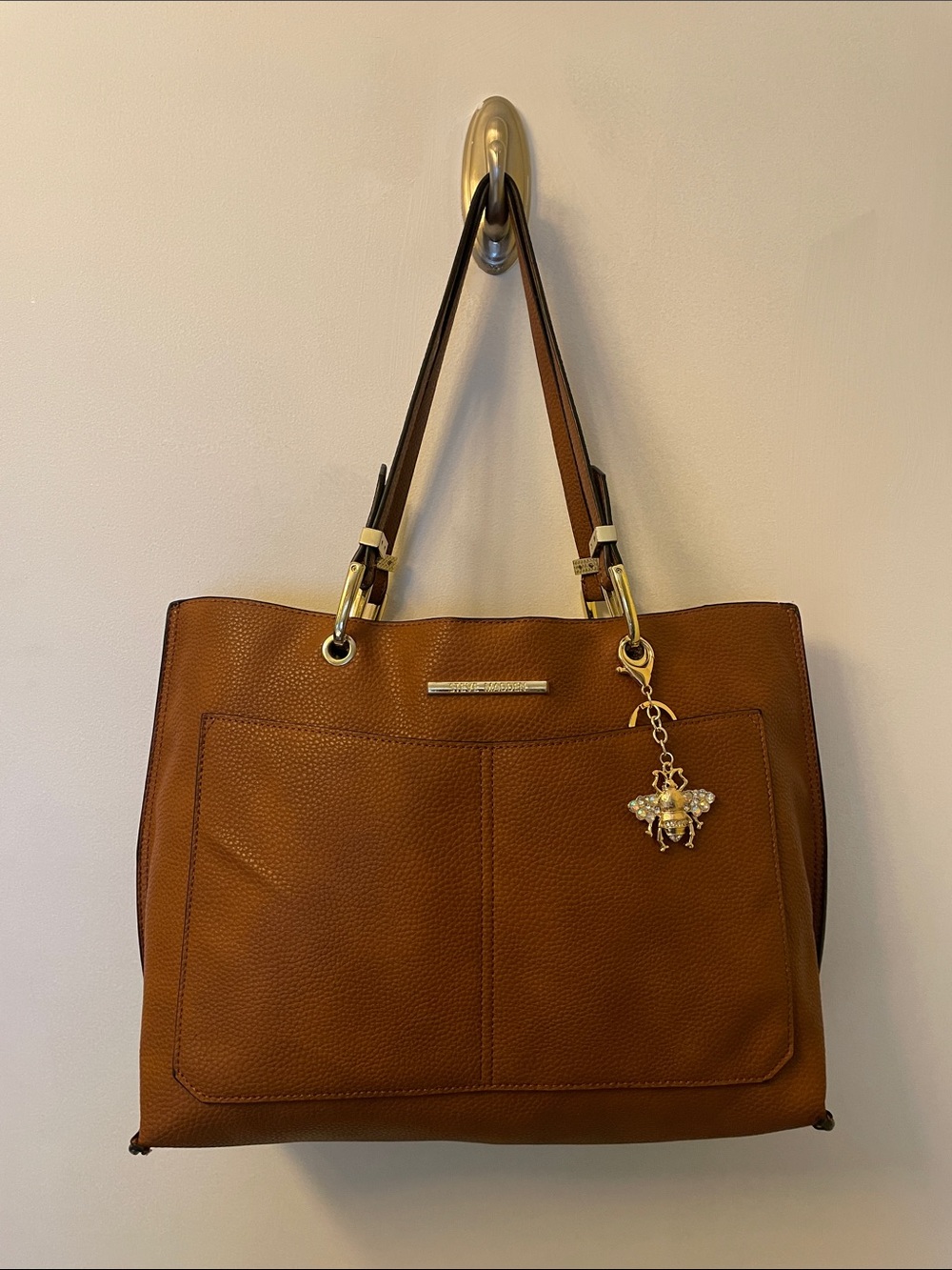 Steve Madden Caramel Pebbled Oversize Tote Bag  Gold Hardware | Bee Charm | Fall